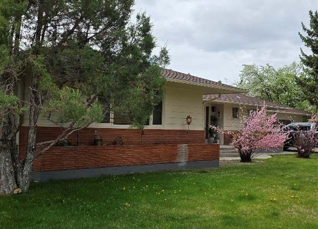 Property at 606 S Arizona St, Dillon, MT 59725, 5 beds, 3.5 baths