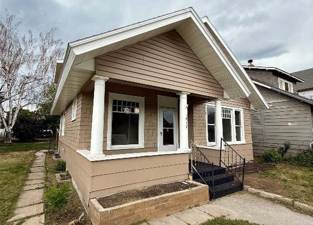 Property at 1717 Lowell Ave, Butte, MT 59701, 3 beds, 1 bath
