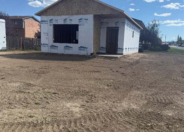 Property at 900 Nevada Ave, Butte, MT 59701, 2 beds, 1 bath