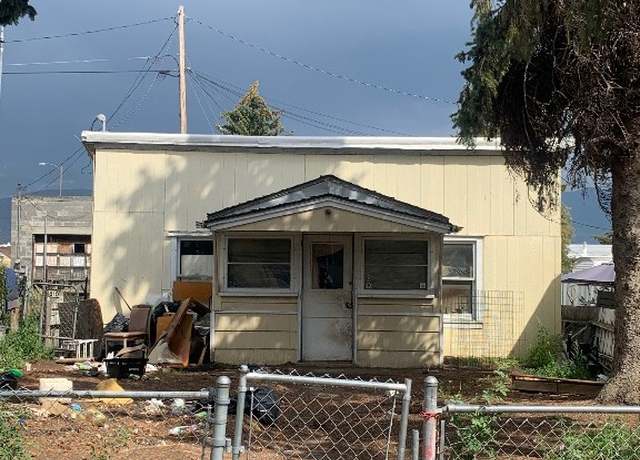 Property at 810 Travonia St, Butte, MT 59701, 1 bed, 1 bath