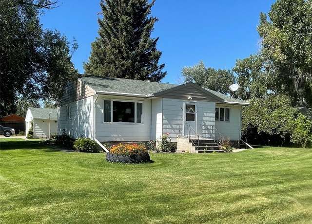 Photo of 704 8th St NW, Choteau, MT 59422