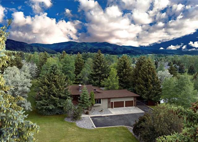 Property at 8472 Wagon Boss Rd, Bozeman, MT 59715, 4 beds, 3 baths