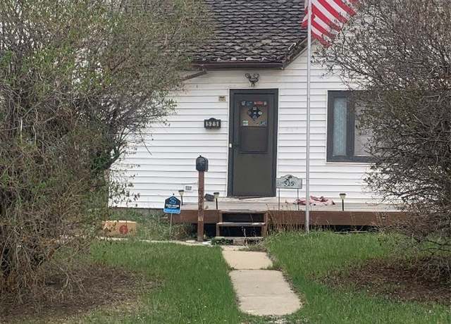 Property at 525 S Main St, Butte, MT 59701, 2 beds, 1 bath
