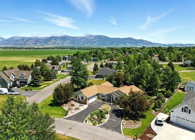 Property at 12 Pathfinder Trl, Bozeman, MT 59718, 3 beds, 2.5 baths