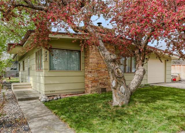 Property at 425 N 7th St, Livingston, MT 59047, 4 beds, 2 baths