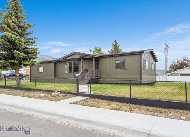 Property at 3020 Fairmont St, Butte, MT 59701, 6 beds, 3 baths