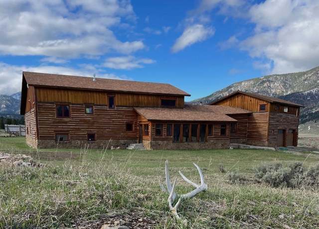 Property at 135 Twin Antler Dr, Gallatin Gateway, MT 59730, 4 beds, 5 baths