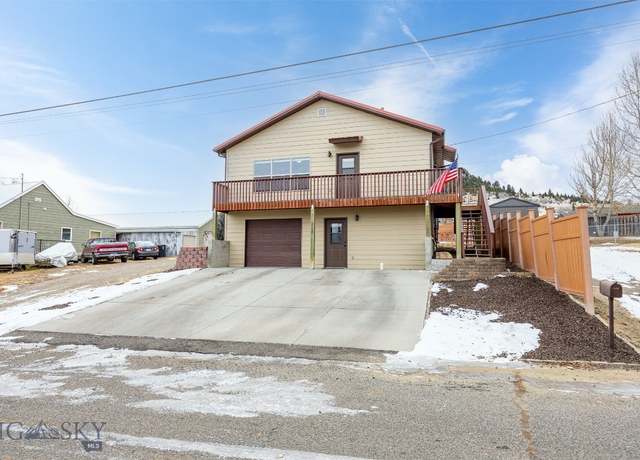 Property at 318 Calhoun St, Butte, MT 59701, 3 beds, 2 baths