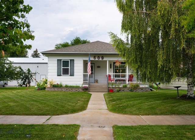 Property at 609 Broadway St, Townsend, MT 59644, 3 beds, 2 baths