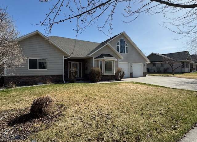 Property at 3214 Augusta Dr, Bozeman, MT 59715, 3 beds, 3.5 baths