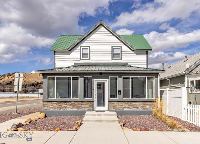 Property at 722 W Park Ave, Anaconda, MT 59711, 3 beds, 3 baths