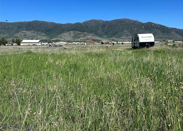 Property at 3904 S Wyoming St, Butte, MT 59701