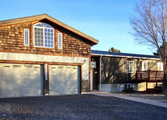 Property at 104 Meadowlark Ln, Dillon, MT 59725, 4 beds, 3 baths