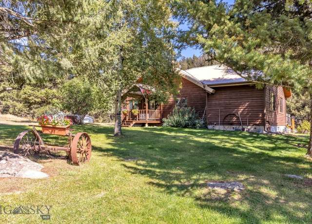 Property at 486 Jardine Rd, Jardine, MT 59030, 3 beds, 2 baths