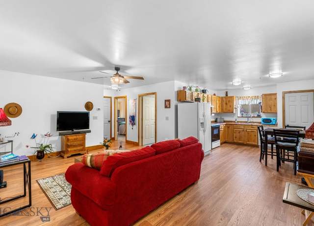Property at 81 10th St #4, Belgrade, MT 59714, 2 beds, 1 bath