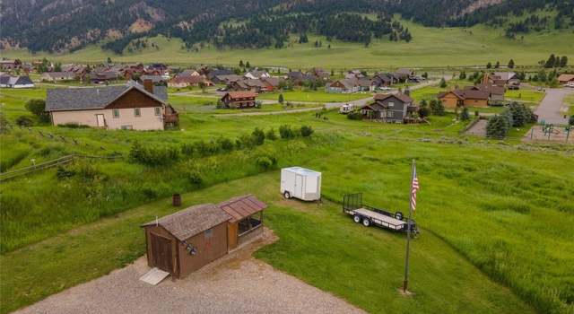 Photo of 120 Scenic Dr, Gallatin Gateway, MT 59730