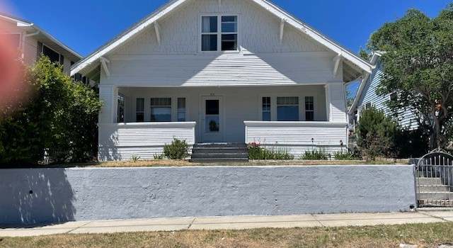 Photo of 619 Daly St W, Butte, MT 59701