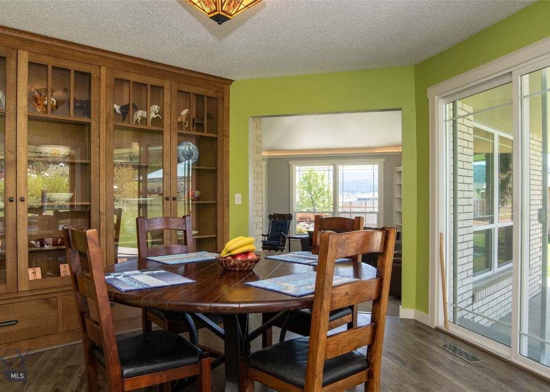 345 Ash Dr, Butte, MT 59701