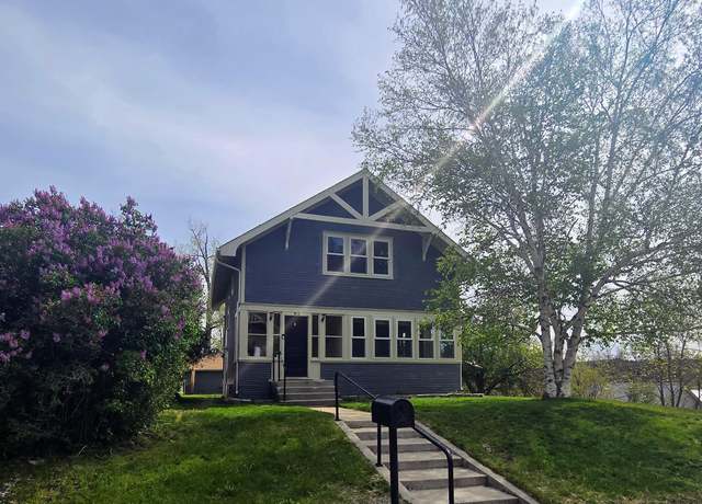 Property at 515 6th Ave Ave S, Lewistown, MT 59457, 3 beds, 2.5 baths