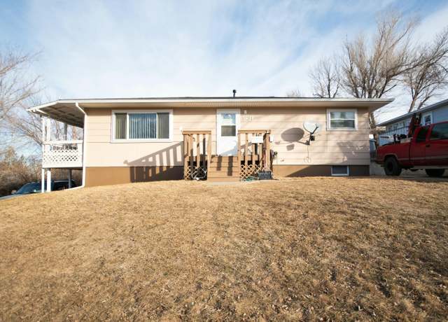 Property at 931 13th St, Havre, MT 59501, 4 beds, 2 baths