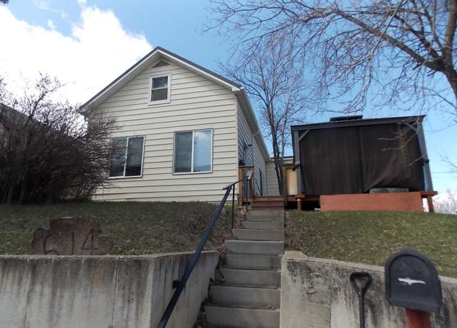 Property at 614 Janeaux St, Lewistown, MT 59457, 2 beds, 1 bath