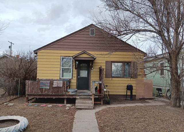 Property at 1430 2nd St, Havre, MT 59501, 2 beds, 1 bath