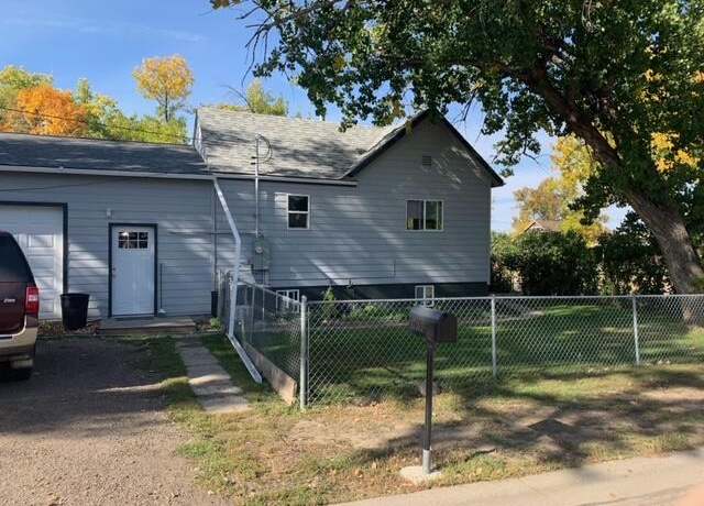 Property at 1734 1st St, Havre, MT 59501, 3 beds, 2 baths