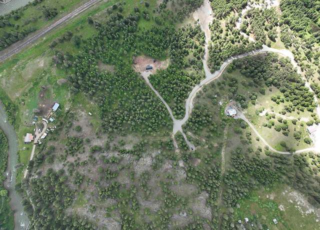 Property at 752 Tripp Trl, Eureka, MT 59917