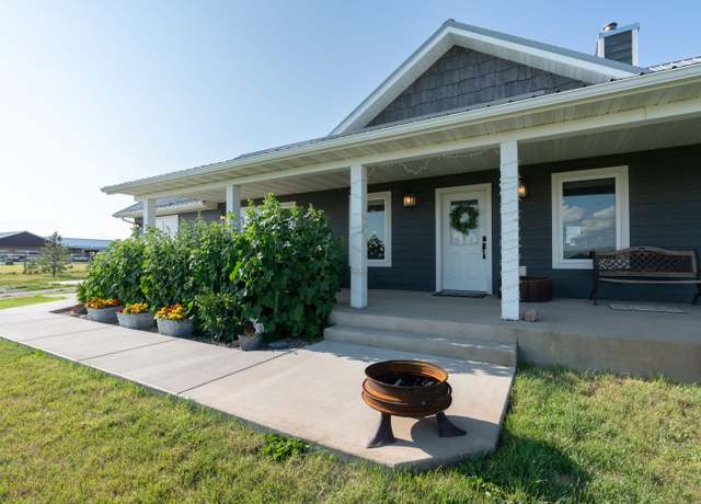 Property at 7447 9th St W, Havre, MT 59501, 4 beds, 3 baths