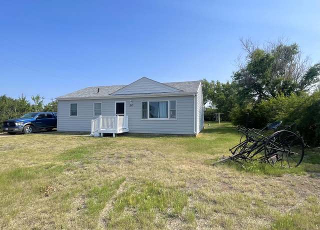 Property at 20 5th St, Kremlin, MT 59532, 3 beds, 2 baths