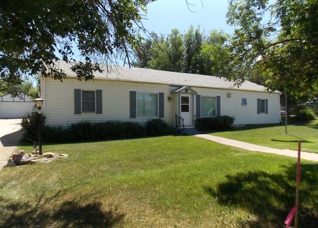 Property at 205 Day St, Winifred, MT 59489, 3 beds, 2 baths