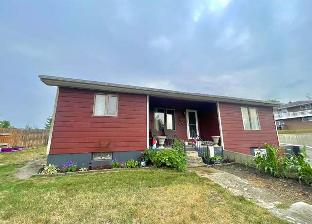 Property at 1206 6th St, Havre, MT 59501, 5 beds, 2 baths