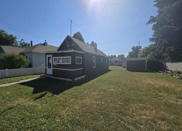 Property at 303 Brassey ST St, Lewistown, MT 59457, 1 bed, 1 bath