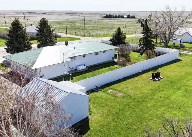 Property at 403 Main Street St, Coffee Creek, MT 59424, 3 beds, 1.5 baths