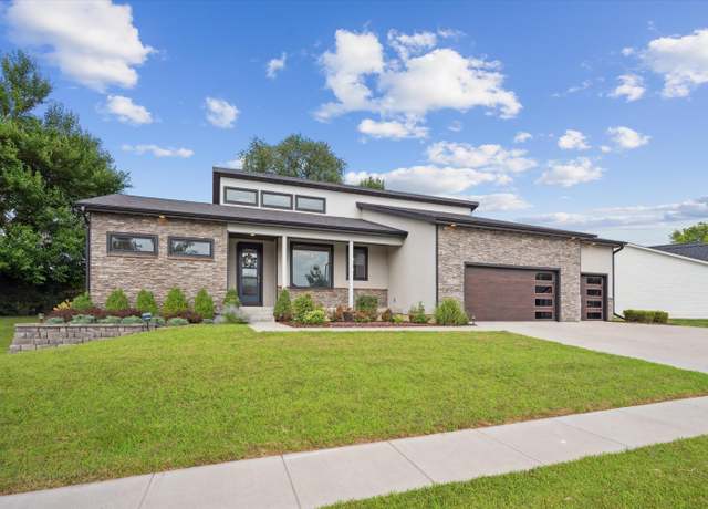 Property at 4401 Cochrane Pkwy, Ames, IA 50014, 5 beds, 3.5 baths