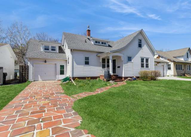 Property at 713 Park Ave, Story City, IA 50248, 4 beds, 2 baths