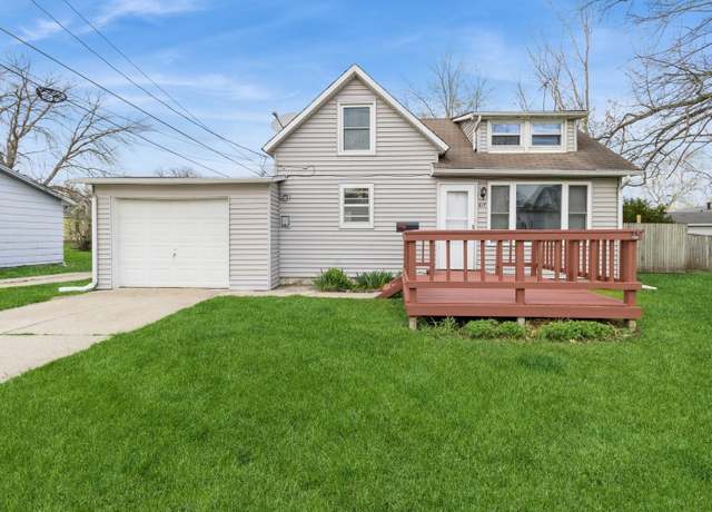 Property at 617 Oak St, Story City, IA 50248, 2 beds, 1 bath
