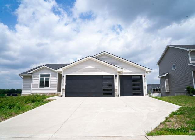 Property at 548 Westwood Dr, Huxley, IA 50124, 3 beds, 3 baths