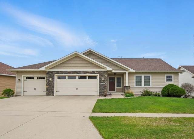 Property at 5327 Tabor Dr, Ames, IA 50014, 4 beds, 3 baths