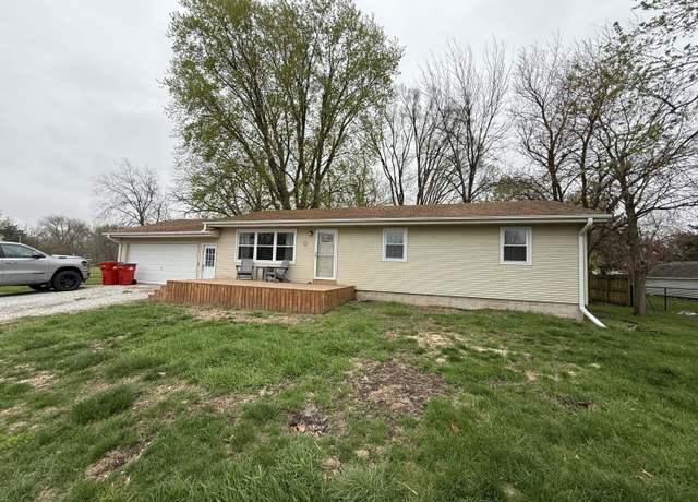 Property at 320 Division St, Jewell, IA 50130, 3 beds, 2 baths