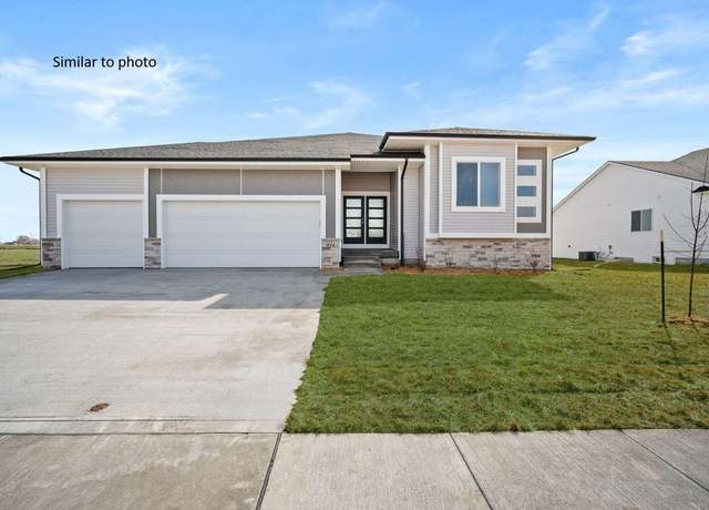 Property at 5324 Greene St, Ames, IA 50014, 4 beds, 3 baths
