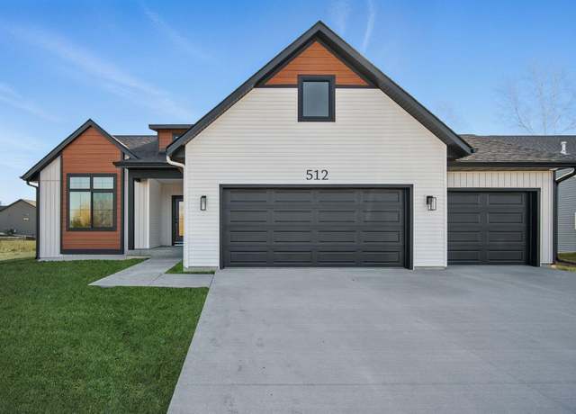 Property at 512 Timberline Dr, Gilbert, IA 50105, 4 beds, 3 baths
