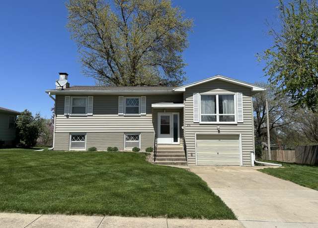 Property at 216 E Ingledue St, Marshalltown, IA 50158, 4 beds, 2 baths