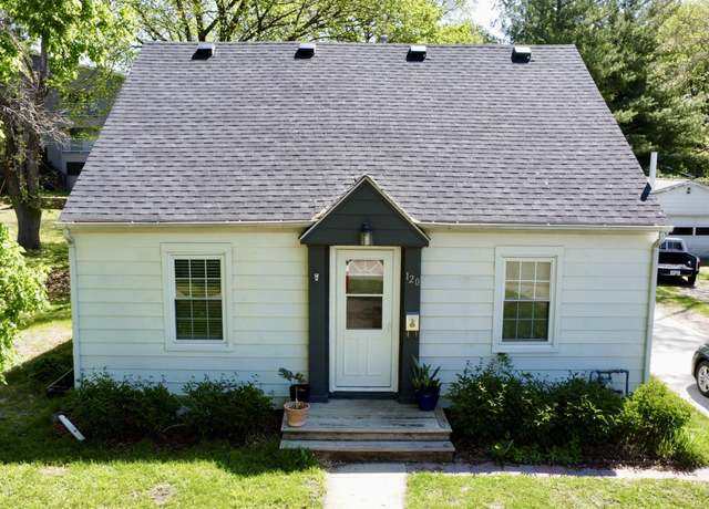 Property at 120 S Maple Ave, Ames, IA 50010, 5 beds, 1.5 baths