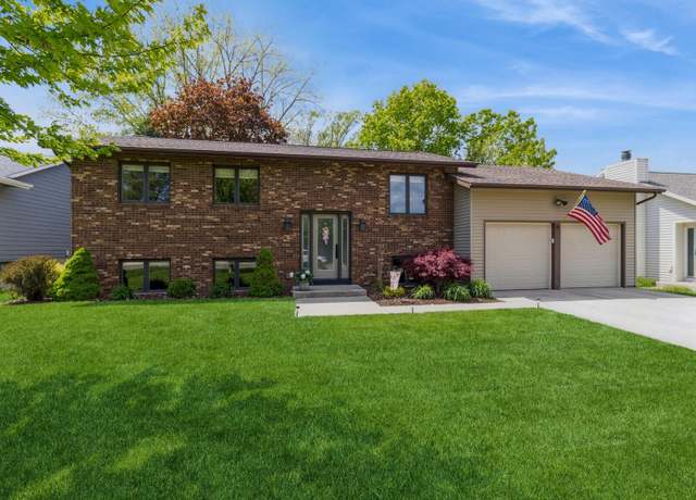 Property at 2211 Prairie View East Vw, Ames, IA 50010, 5 beds, 3 baths