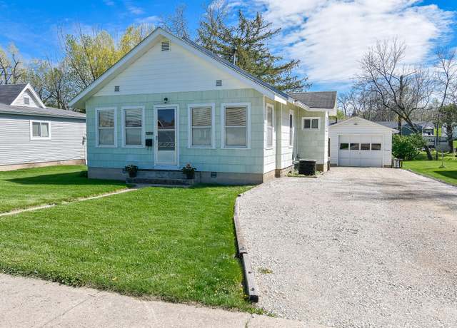 Property at 1608 W State St, Marshalltown, IA 50158, 2 beds, 1 bath