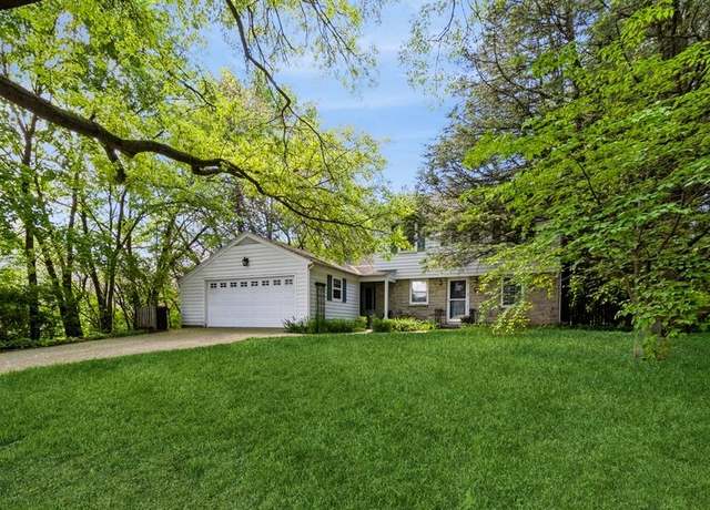 Property at 2016 Friley Rd, Ames, IA 50014, 4 beds, 2.5 baths