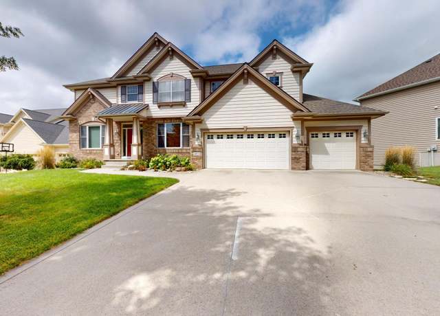 Property at 4013 Laura Ct, Ames, IA 50010, 5 beds, 4.5 baths