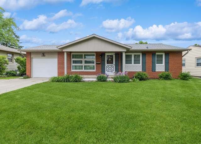Property at 1323 Johnson St, Ames, IA 50010, 3 beds, 1 bath