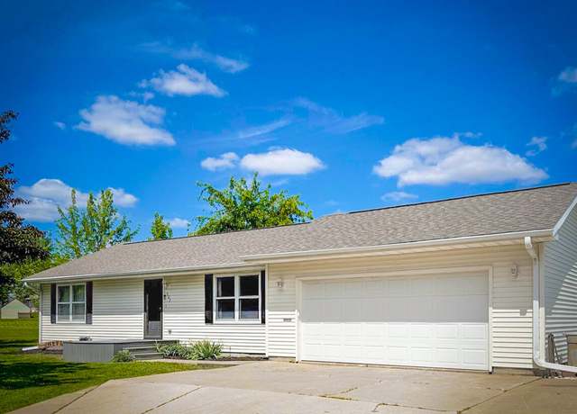 Property at 502 Jones SW 2nd St St, Ogden, IA 50212, 3 beds, 2.5 baths
